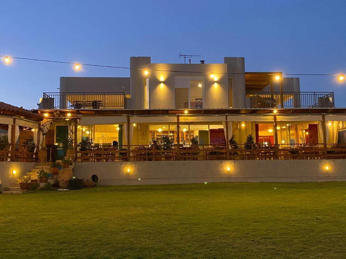 Houmas Apartments Yialos Buitenkant foto